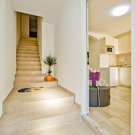 Apartment Petric Hvar Town